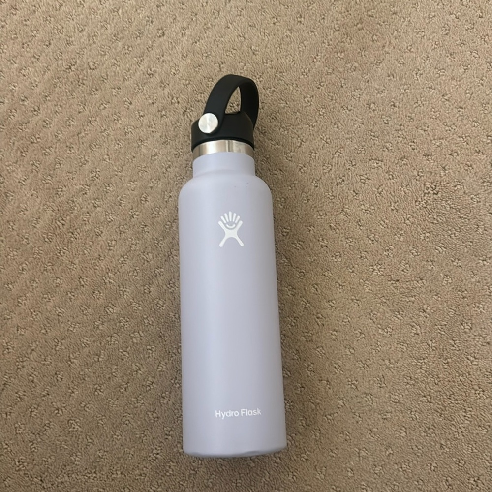 Purple hydroflask